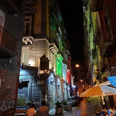 Semesterbostad La Mansarda *