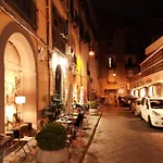 La Mansarda بيت للعطل نابولي